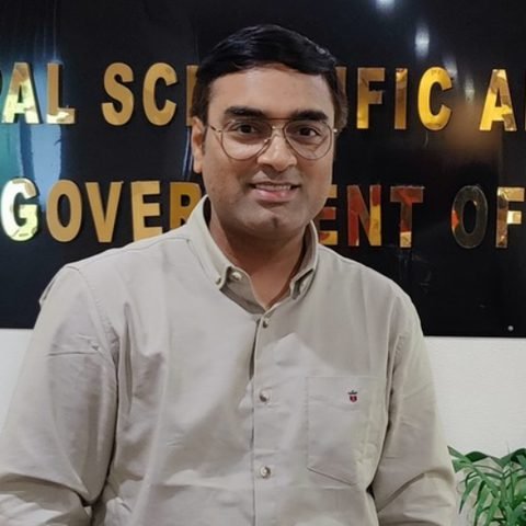 Portrait of Dr Vikas Kumar, PhD